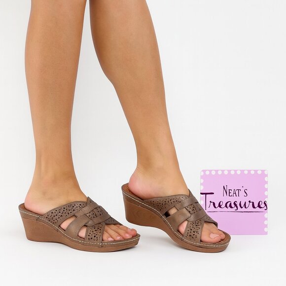 GC Women ODELIA  Bronze Lazer Slip On Wedge Lightweight  Sandals Shoes Size 8.5 - Picture 1 of 16